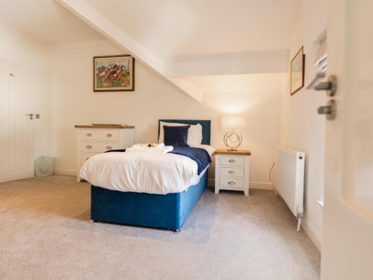 Golfer'S Paradise With Views Of Royal Liverpool Golf Club Hoylake Exteriör bild